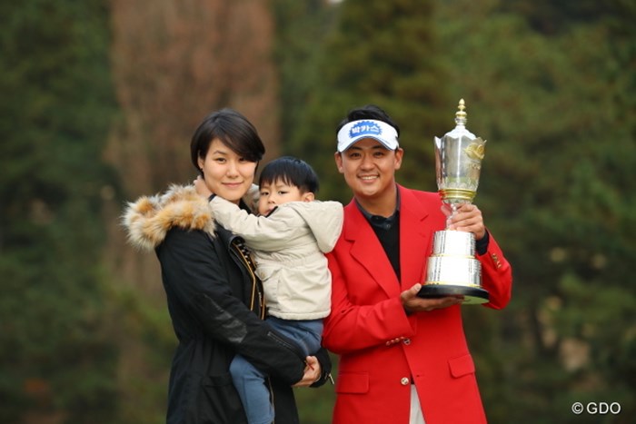 韓国からかけつけてきた家族の前で優勝なんて最高じゃん。 2016年 ゴルフ日本シリーズJTカップ 最終日 朴相賢