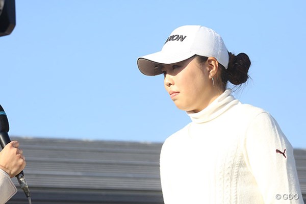 2016年 LPGA新人戦 加賀電子カップ 最終日 高橋恵 嬉しいプロ初優勝を挙げた高橋恵。来季に高い期待が寄せられる