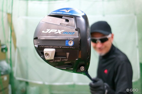  ひとりひとりのゴルファーが適正スピンで飛ばせるように、機能を満載した『ミズノ JPX900 ドライバー』をマーク金井が徹底検証