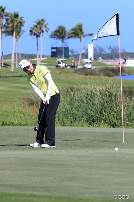 プロアマ戦終了後も黙々とパット練習 2017年 ピュアシルク バハマ Lpgaクラシック 事前 上原彩子 フォトギャラリー Gdo