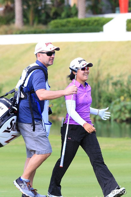 ラウンド中も笑顔を心がけて 2017年 ピュアシルク バハマ Lpgaクラシック 初日 畑岡奈紗 フォトギャラリー Gdo