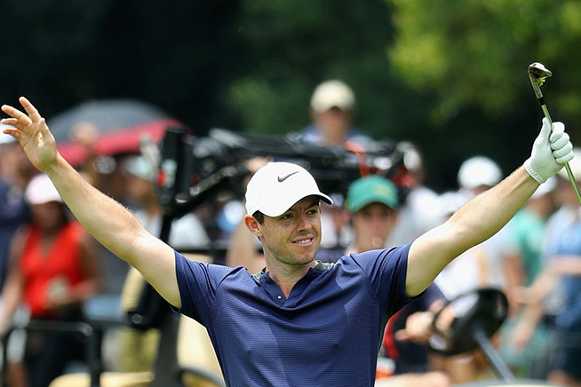 怪我のマキロイがトランプ氏とラウンド 次週復帰を明言