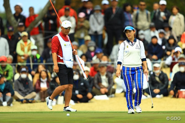 2017年 Tポイントレディス ゴルフトーナメント 最終日 香妻琴乃 地元での初優勝を期待する大声援には残念ながら応えられませんでした。