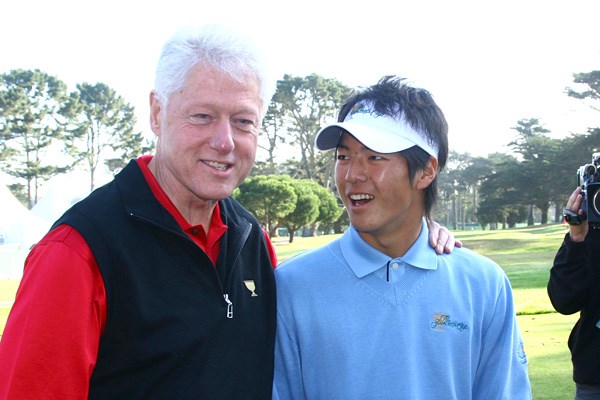クリントン元大統領と対面した石川遼 クリントン元大統領と対面した石川。「めちゃくちゃ緊張しました」