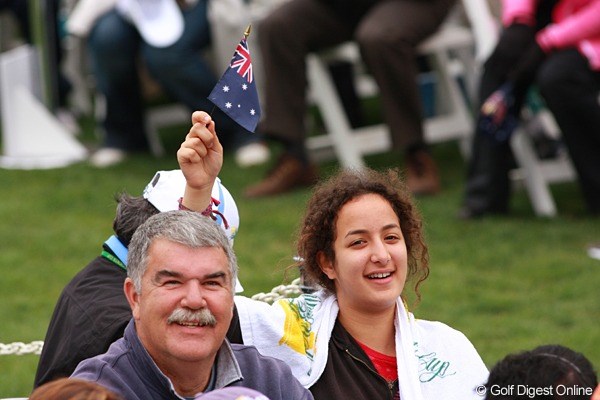 2011年の大会はオーストラリアで開催。「次回はもっと陽が照って暖かいよ」というノーマンのスピーチは会場の笑いを誘った