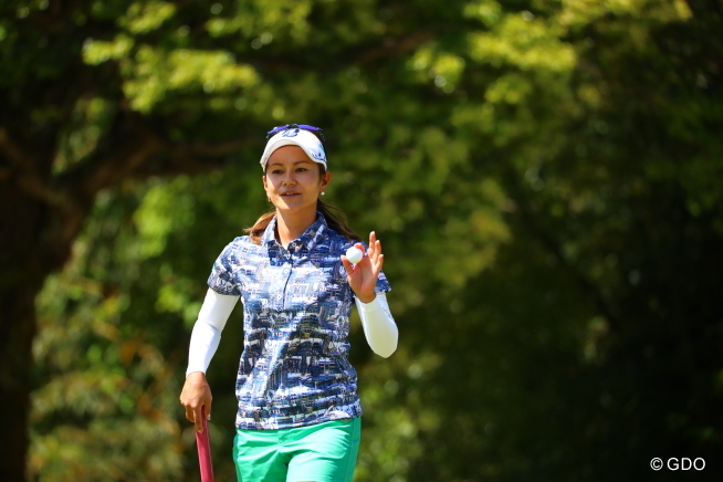 1500人のギャラリー増 咳止まらぬ宮里藍はアンダーパー発進