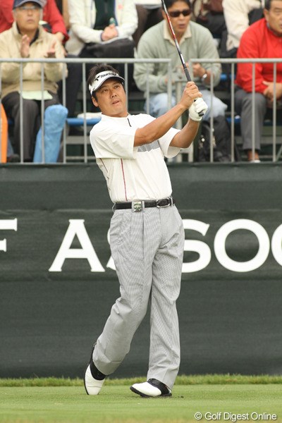 2009年 日本オープンゴルフ選手権競技 初日 野仲茂 初出場の日本オープンでトップタイでスタートした野仲茂。ギャラリーの多さにビックリしたそうです
