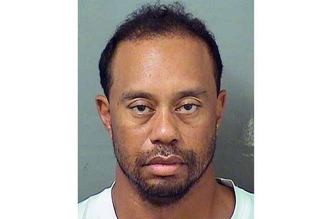 タイガー・ウッズが飲酒か薬物運転容疑で逮捕