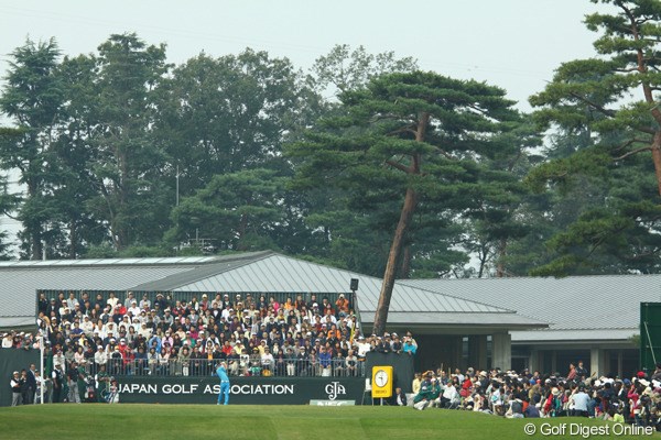 2009年 日本オープンゴルフ選手権競技 3日目 石川遼 1番ホールティショット 9時28分。遼劇場の開幕です