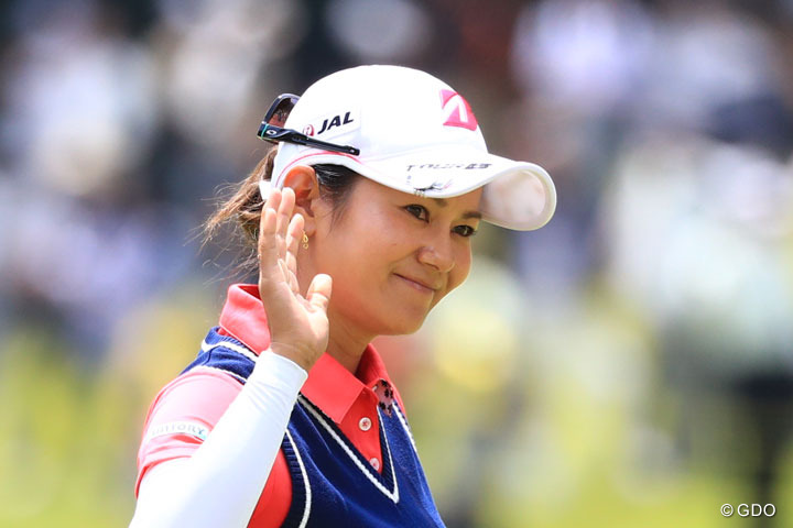 今季引退の宮里藍は5打差22位 辻梨恵が初勝利へ首位発進 【国内女子