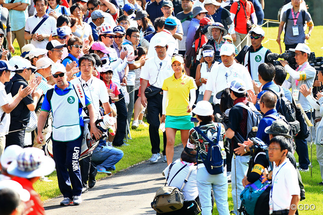 宮里藍は33位で最終日へ キム・ハヌルが今季3勝目に王手