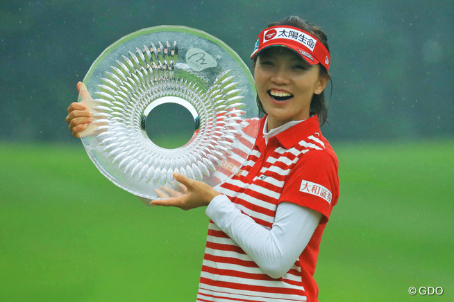 テレサ・ルーが5打差で今季2勝目 新海美優、葭葉ルミら2位