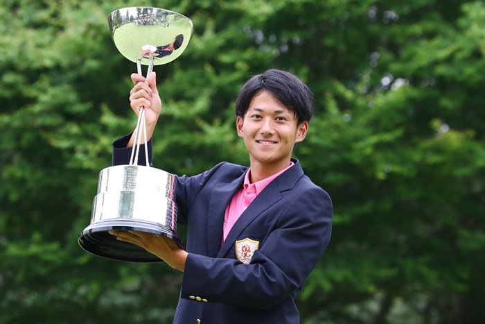 単独首位から出た大澤和也が粘りのゴルフで初タイトルを奪取！（提供：日本ゴルフ協会） 2017年 日本アマチュアゴルフ選手権 大澤和也