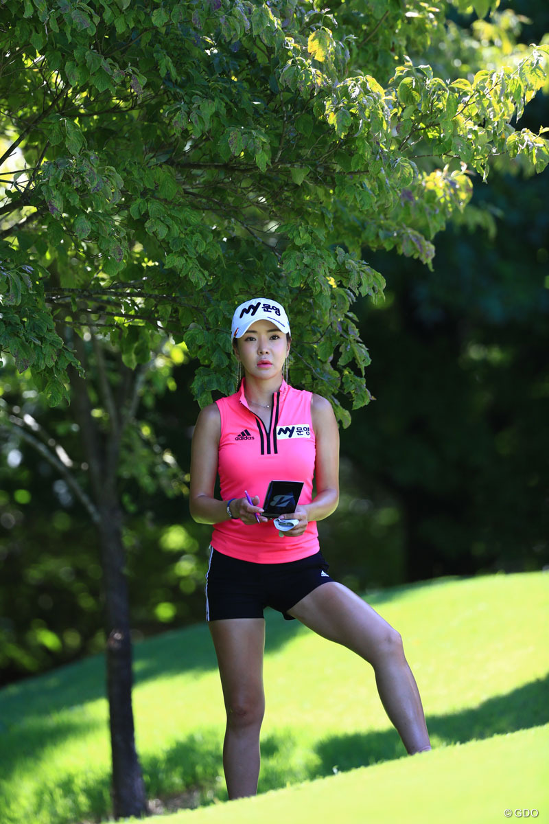 スコアは暴れ馬 ショッキングピンクのアン・シネ41位発進