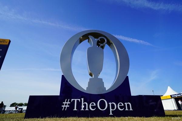 2017年 全英オープン 事前 オブジェ 記念撮影できるようにTHE OPENのオブジェが。