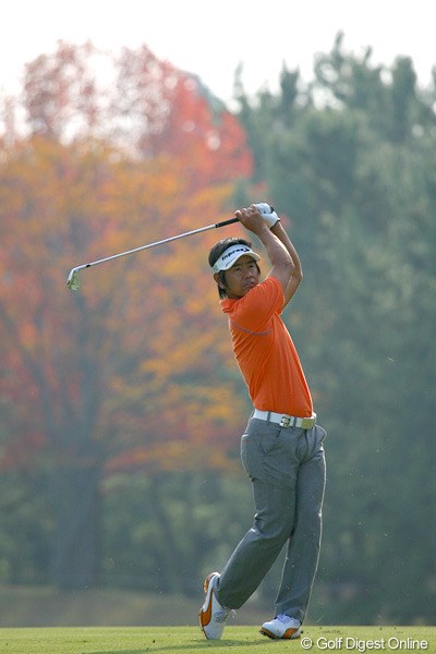 「内容のある良いゴルフだった」という藤田寛之。優勝争いにも自信を見せた