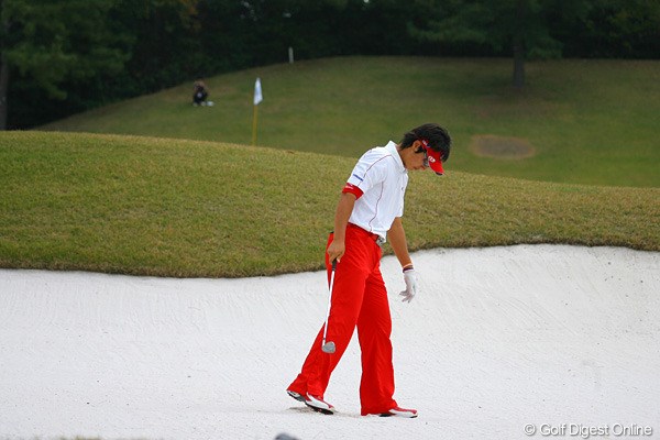 2009年 マイナビABCチャンピオンシップゴルフトーナメント 最終日 石川遼 この日はいつものキレが見れなかった石川遼。がっくりとする場面が多かった