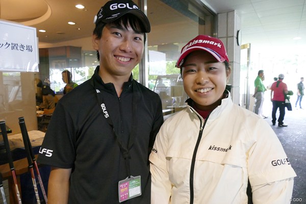 2017年 ゴルフ5レディス プロゴルフトーナメント 事前 武尾咲希 武尾将希 武尾咲希と弟でキャディを務める将希さん。大学で社会の先生を目指しているそう
