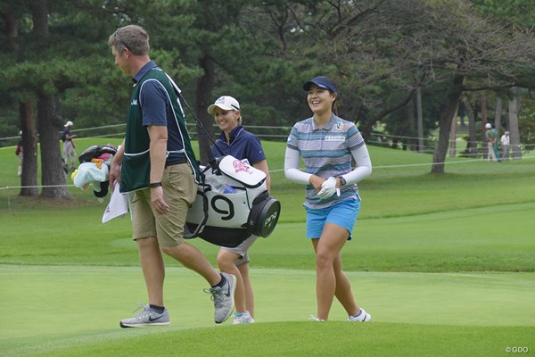 2017年 日本女子オープンゴルフ選手権競技 事前 チョン・インジ 開幕前日、リラックスした表情で練習ラウンドを行ったチョン・インジ