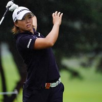 シャフトと右腕は平行。 2017年 日本女子オープンゴルフ選手権競技 初日 山本景子