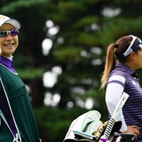 今週はお姉ちゃんのキャディなのか。 2017年 日本女子オープンゴルフ選手権競技 初日 馬場由美子