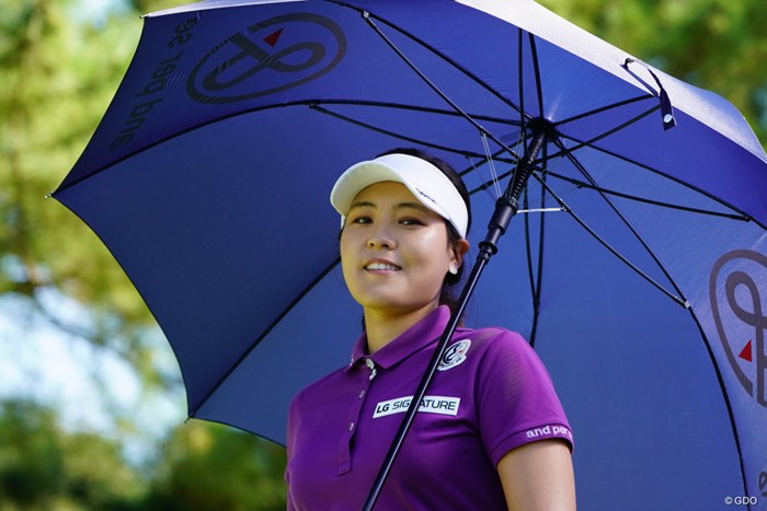 いつもカメラのほうに笑顔をくれる女神。 2017年 日本女子オープンゴルフ選手権競技 2日目 チョン・インジ