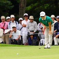後ろのおじさんは別にジエのお尻を凝視しているわけではないはず。 2017年 日本女子オープンゴルフ選手権競技 3日目 申ジエ