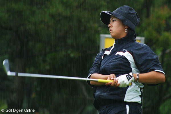 2007年 プロミスレディスゴルフトーナメント 佐伯三貴 松山千春さんを愛聴する佐伯三貴。なかなかシブイ22歳だ