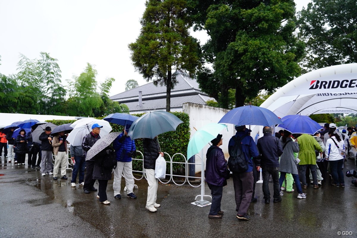 2017年 ブリヂストンオープンゴルフトーナメント 初日 サイン会