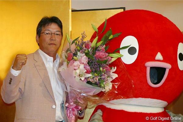 横峯良郎氏