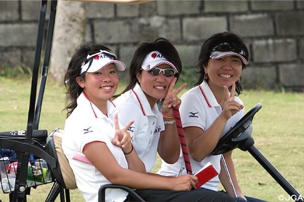 日本代表の3選手（左から、森田理香子、藤本麻子、宮里美香） ※写真提供：日本ゴルフ協会