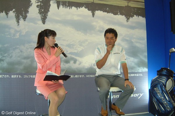 2007年 ジャパンゴルフフェアのトークショー 横田真一 トークショーの壇上で手術の可能性を示唆した横田真一