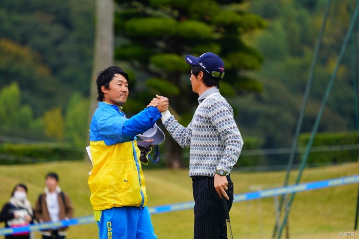 完全復活を確信した二人。 2017年 カシオワールドオープンゴルフトーナメント 最終日 石川遼