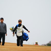 時松プロのキャディってやりやすそうなイメージ。 2017年 ゴルフ日本シリーズJTカップ 初日 時松隆光