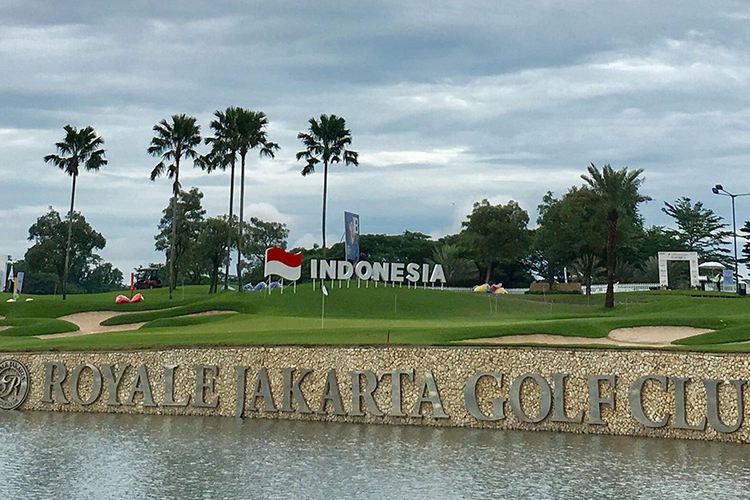 旅人ゴルファー・川村昌弘もインドネシアにいます