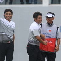 この日、アジアチーム最初のポイントを挙げた池田勇太とガビン・グリーン（左）のペア 2018年 ユーラシアカップ 2日目 池田勇太