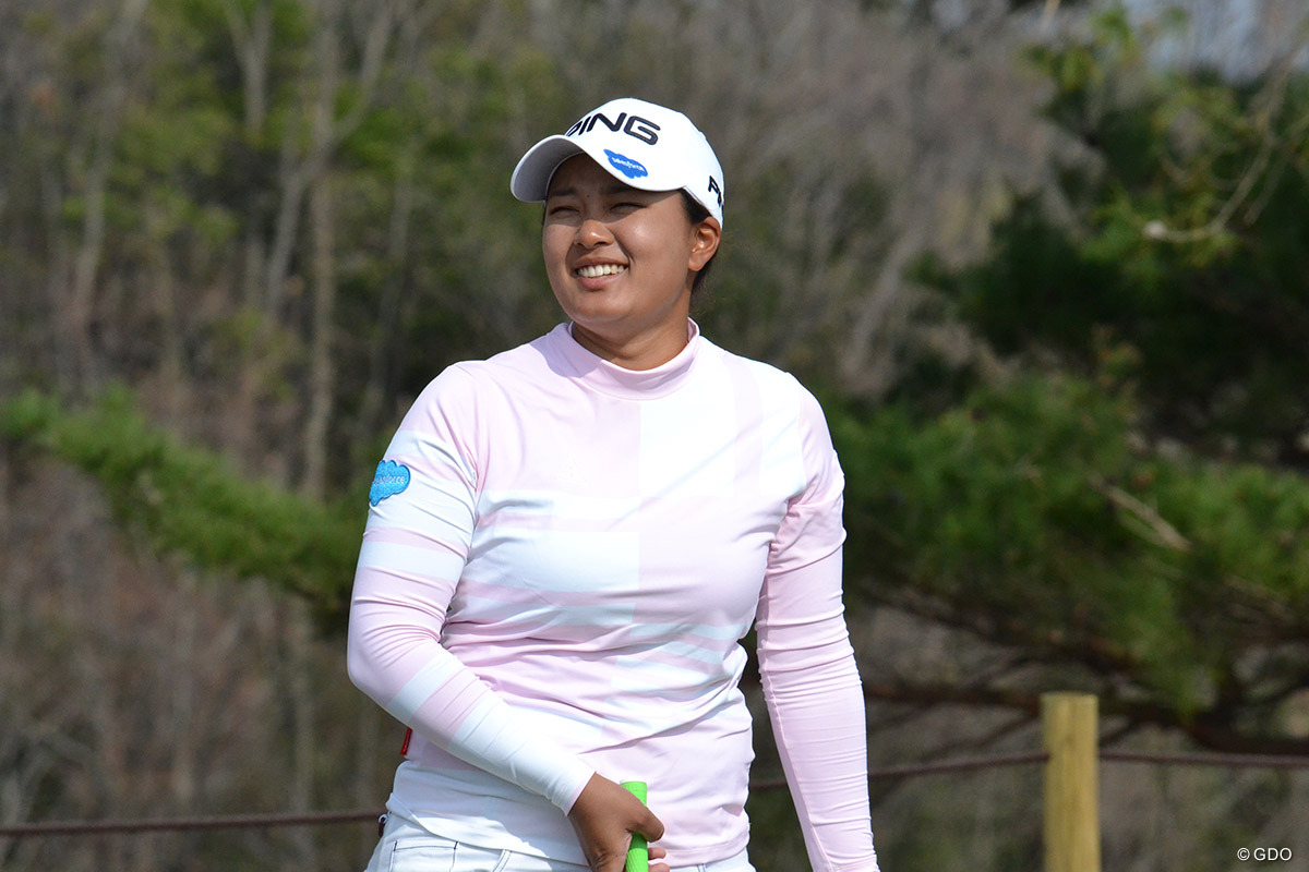 3位→2位から今季初Vへ 鈴木愛はエースパターで難グリーンに挑む