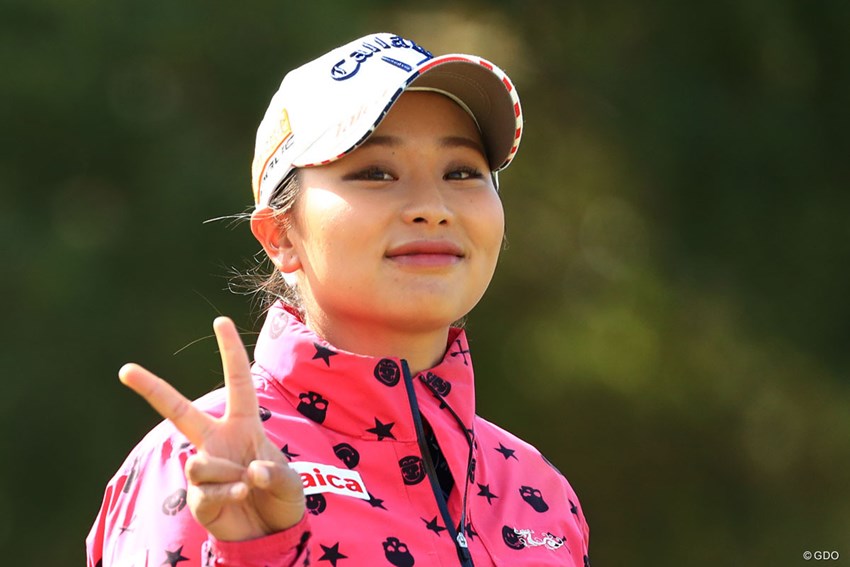 ピースサイン 18年 アクサレディスゴルフトーナメント In Miyazaki 初日 竹内美雪 フォトギャラリー Gdo