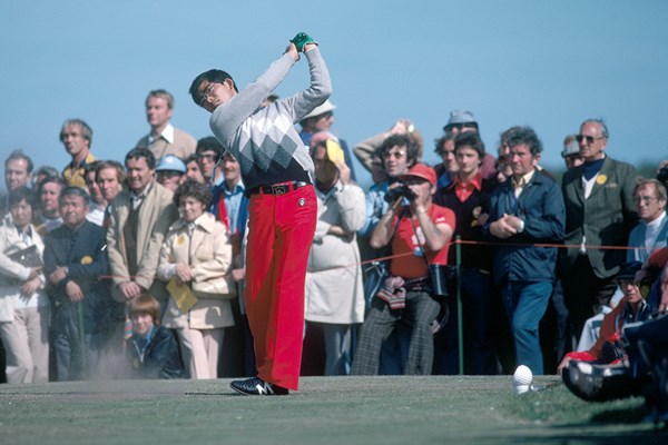 1978年 全英オープン 中嶋常幸 中嶋常幸は若きころからゴルフエリートだった。写真は1978年にセントアンドリュースで開催された全英オープンでのひとコマ(Phil Sheldon/Popperfoto/Getty Images)