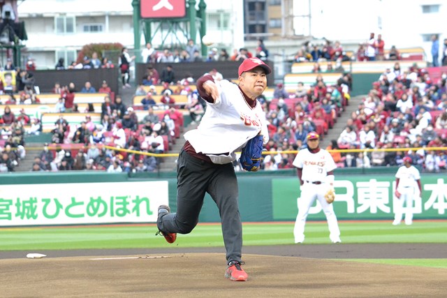 松山英樹が始球式で115キロ かなり不満 国内男子ツアー Jgto Gdo ゴルフダイジェスト オンライン