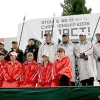 開会式で整列した日本の3ツアーを代表する選手たち 2006年 3TOURS CHAMPIONSHIP 2006 IMPACT！