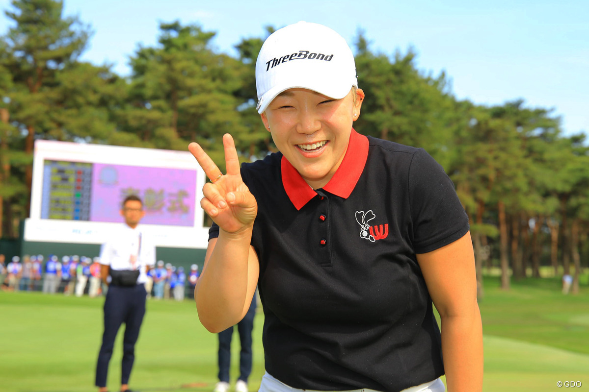 申ジエが4打差逆転V 鈴木愛1打差、イ・ジョンウン6は崩れる【国内女子ツアー LPGA】｜GDO ゴルフダイジェスト・オンライン