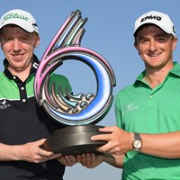 P.ダンとG.モイニハンが組むアイルランドが優勝を飾った(Ross Kinnaird/Getty Images) 2018年 ゴルフシックス 最終日 アイルランドチーム