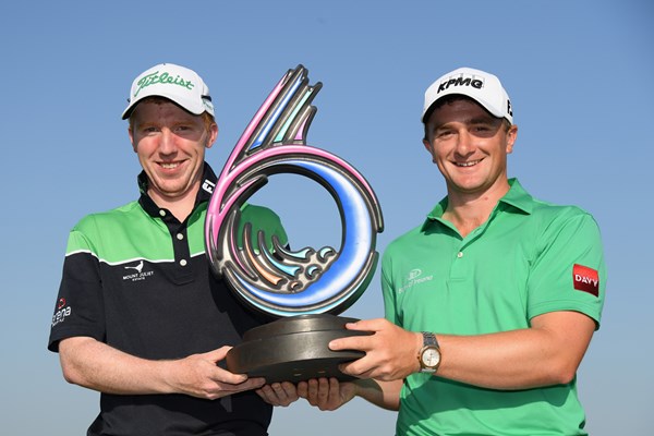 2018年 ゴルフシックス 最終日 アイルランドチーム P.ダンとG.モイニハンが組むアイルランドが優勝を飾った(Ross Kinnaird/Getty Images)