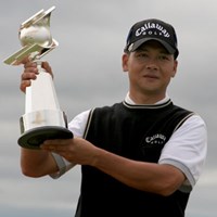 ツアー通算2勝目を飾った葉偉志 2006年 セガサミーカップゴルフトーナメント 最終日 葉偉志