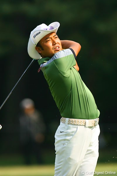 2006年 日本オープンゴルフ選手権競技 3日目 片山晋呉 ボギー先行で耐えるゴルフとなった片山だが、終盤持ち直し単独2位で最終日へ