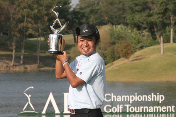 2週連続で決勝ラウンドでスコアを伸ばせていない片山晋呉。今週は大会連覇を狙う