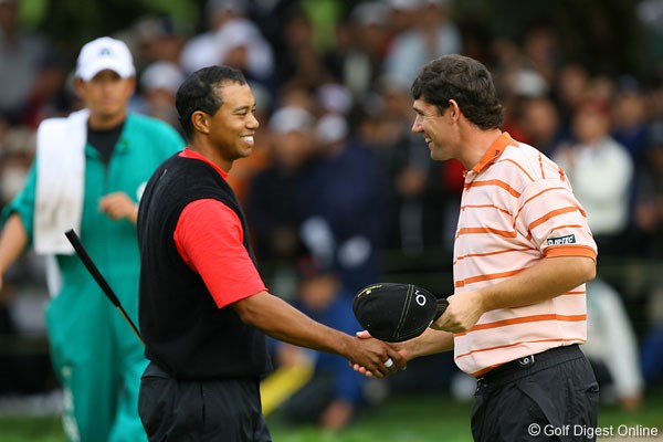 2006年 ダンロップフェニックストーナメント 最終日 タイガー・ウッズ パドレイグ・ハリントン