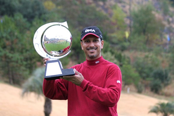 2006年 カシオワールドオープンゴルフトーナメント 最終日 ジーブ・ミルカ・シン 日本ツアー初優勝を果たしたインドのジーブ・ミルカ・シン