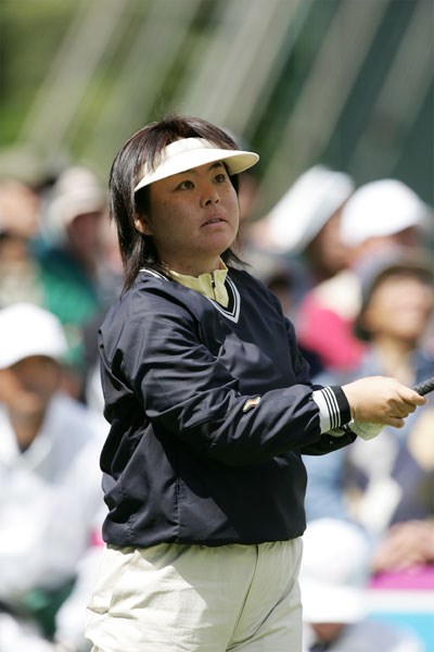 2006年 ダイキンオーキッドレディスゴルフトーナメント 初日 不動裕理 首位と1打差の2位につけた女王不動裕理